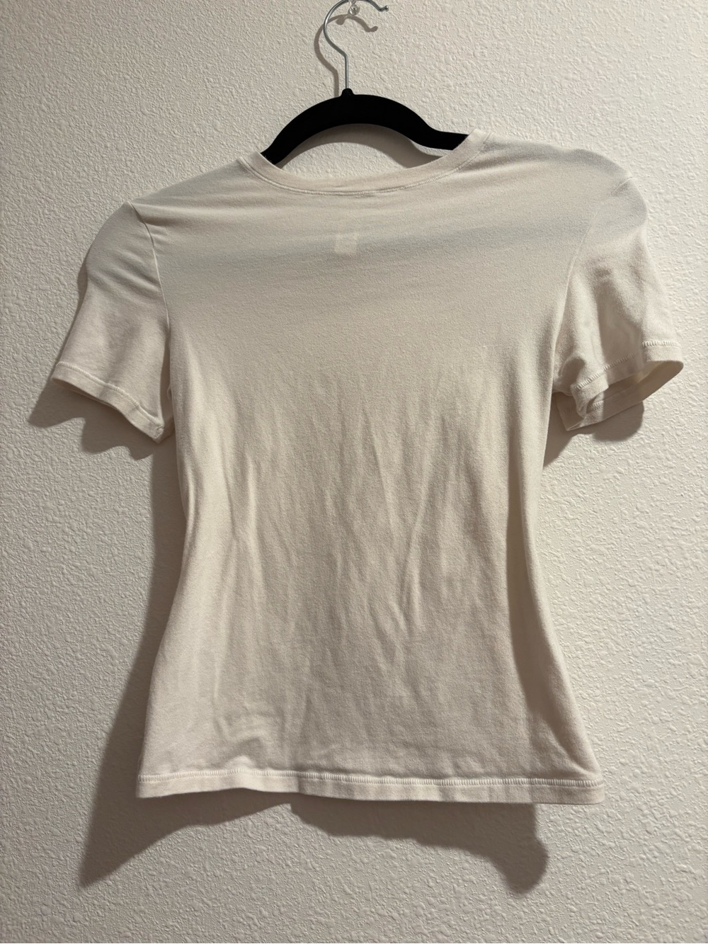 SKIMS set of 2 cotton stretch tees. Black size XS/white size S GUC! - Picture 10 of 12